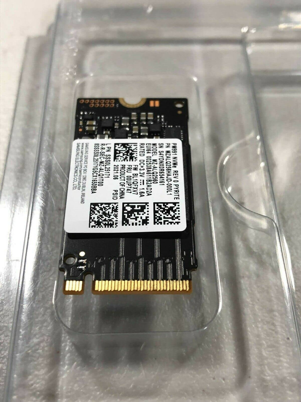 256GB M.2 2242 PCIe 3.0 x4 NVMe Solid State Drive B8376