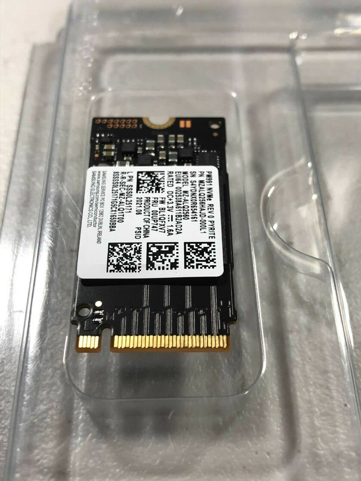 256GB M.2 2242 PCIe 3.0 x4 NVMe Solid State Drive B8376