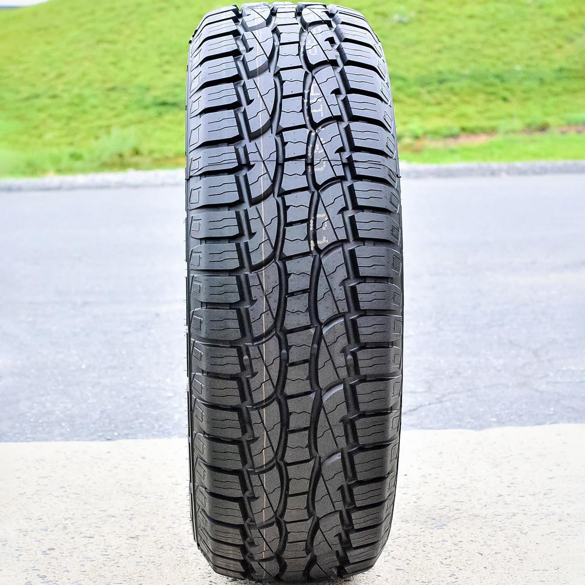 265/70R18 116T Tires R10352