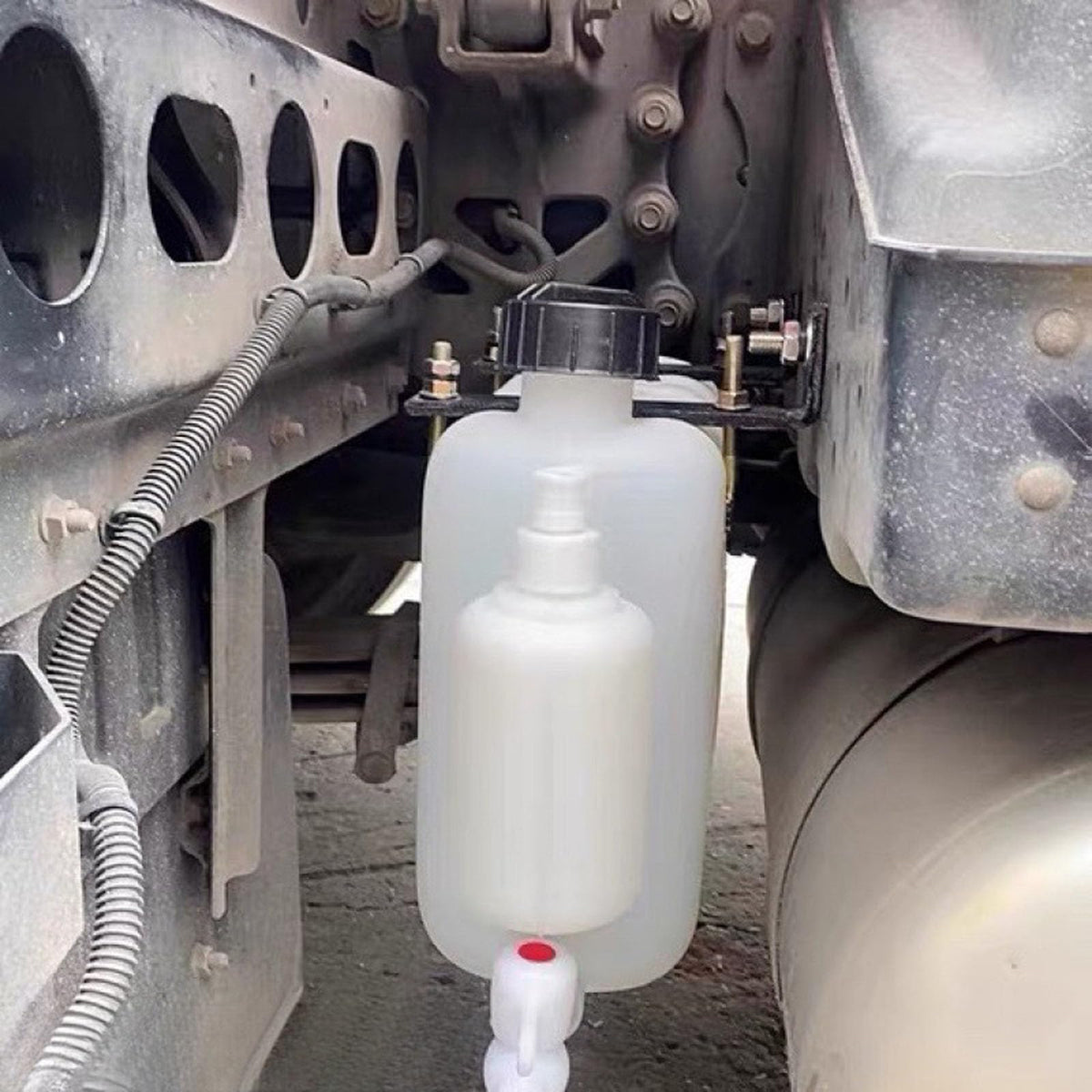 Portable Water Tanks with Faucet D9628