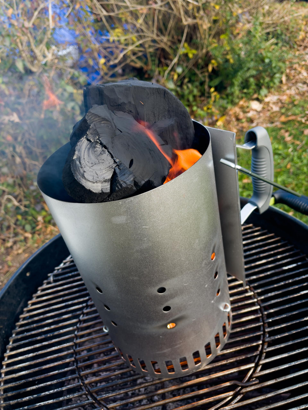 Extra Large Lump Charcoal White Quebracho Wood 33lb D65590